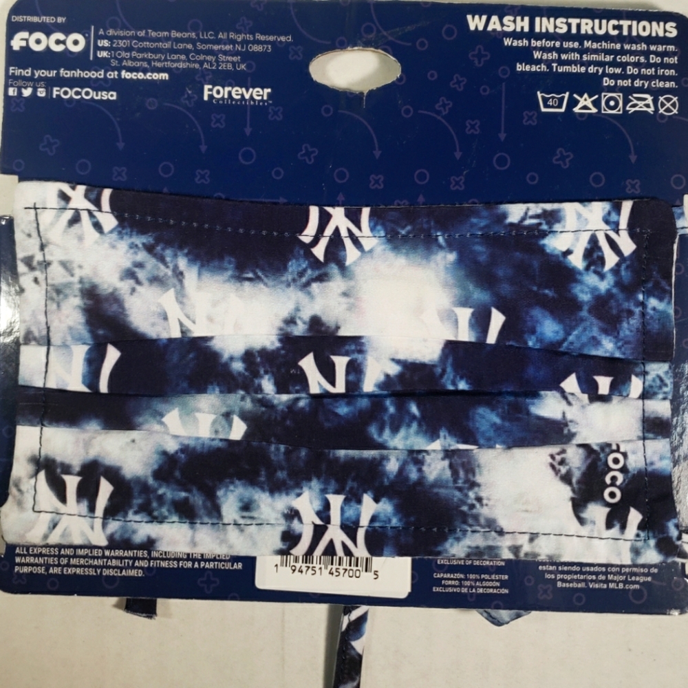 NWT Unisex New York FOCO Pleated Face Cover